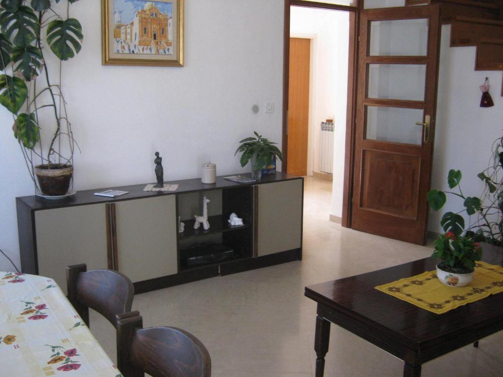 Apartments And Rooms Artemida ดูบรอฟนิก ห้อง รูปภาพ